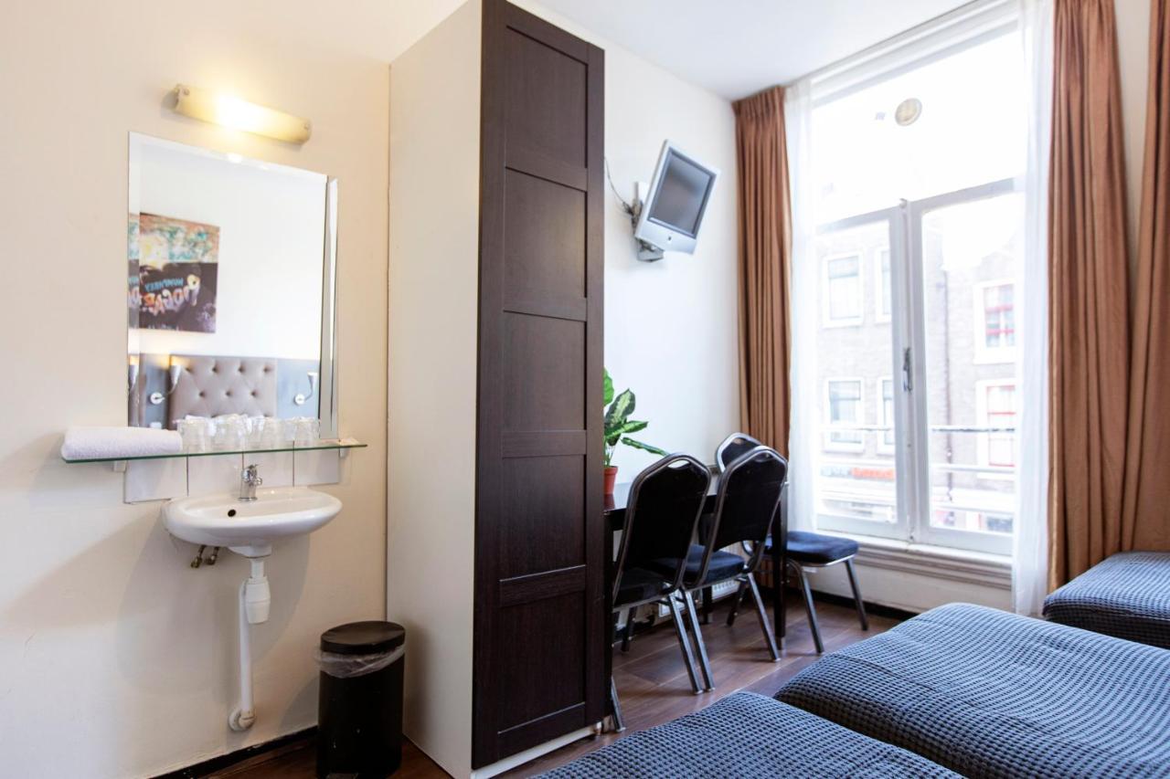 Habitación Cuádruple con baño compartido