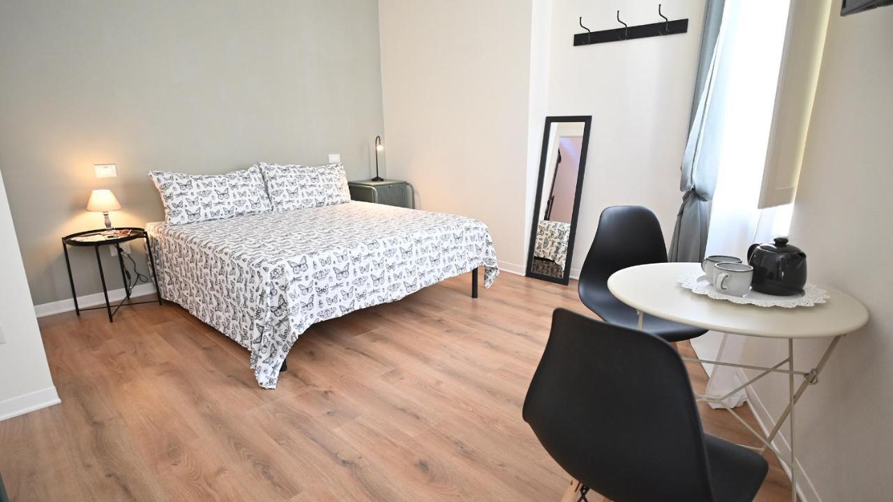 Double Room,996749542:JPEG