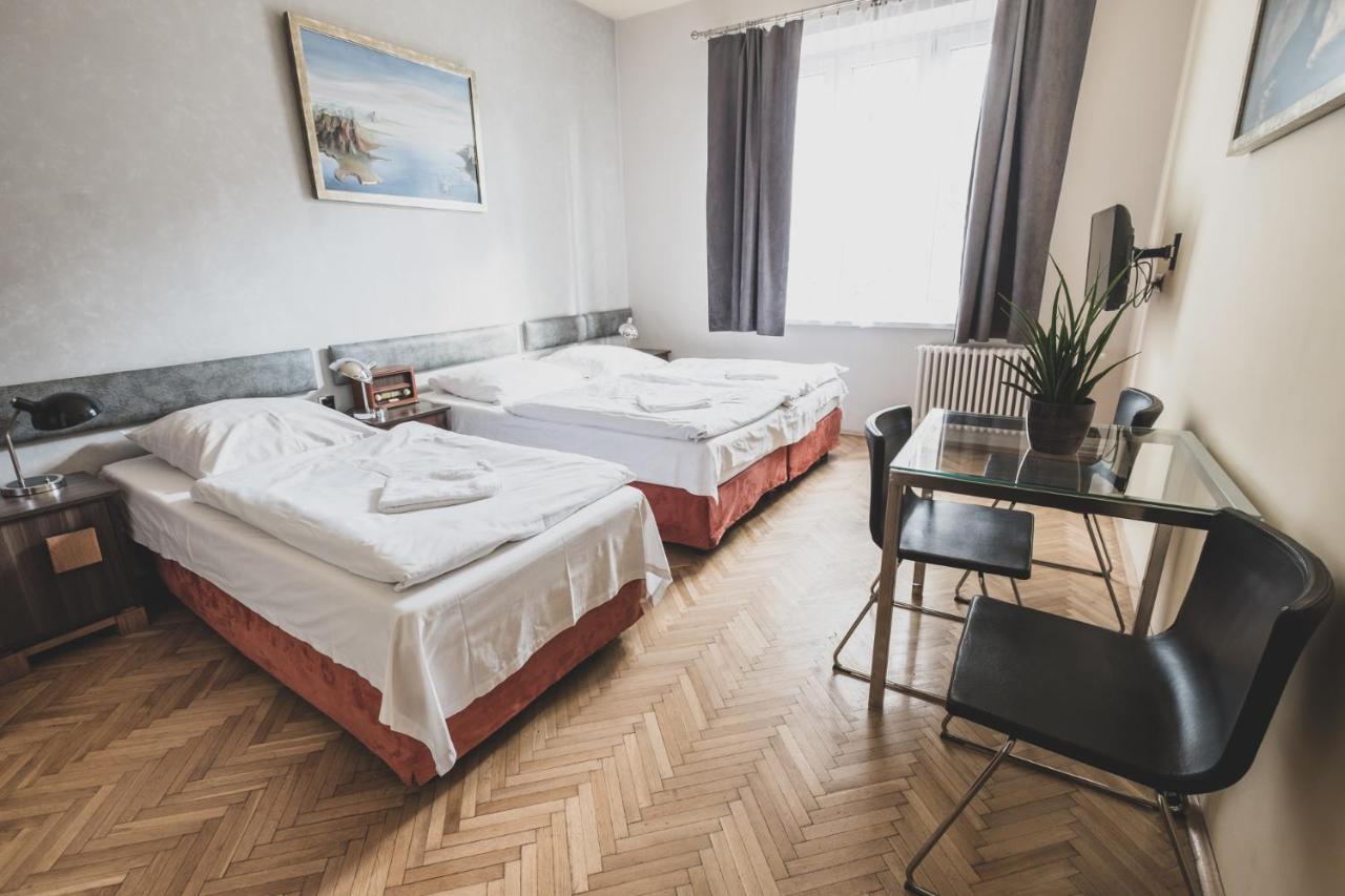 Triple Room,1001812065:JPEG