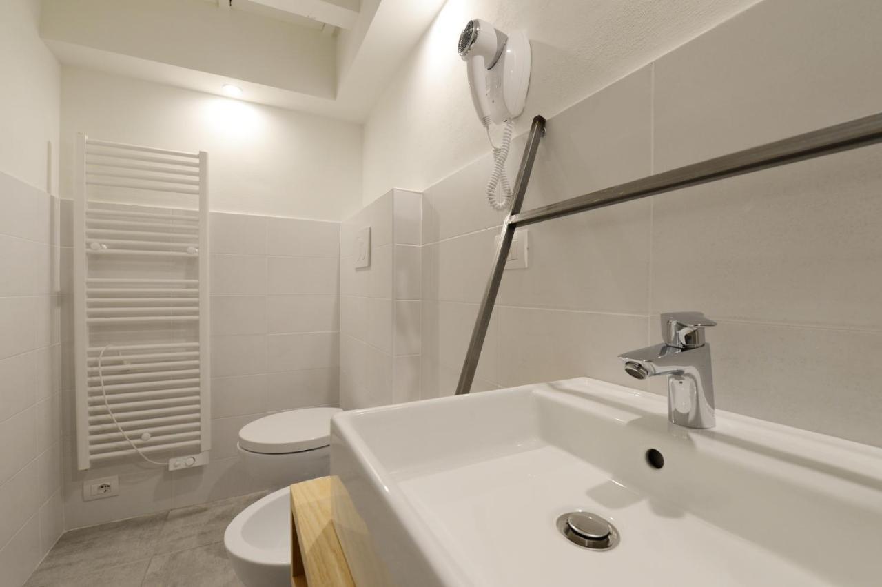 Double Room,328862776:JPEG