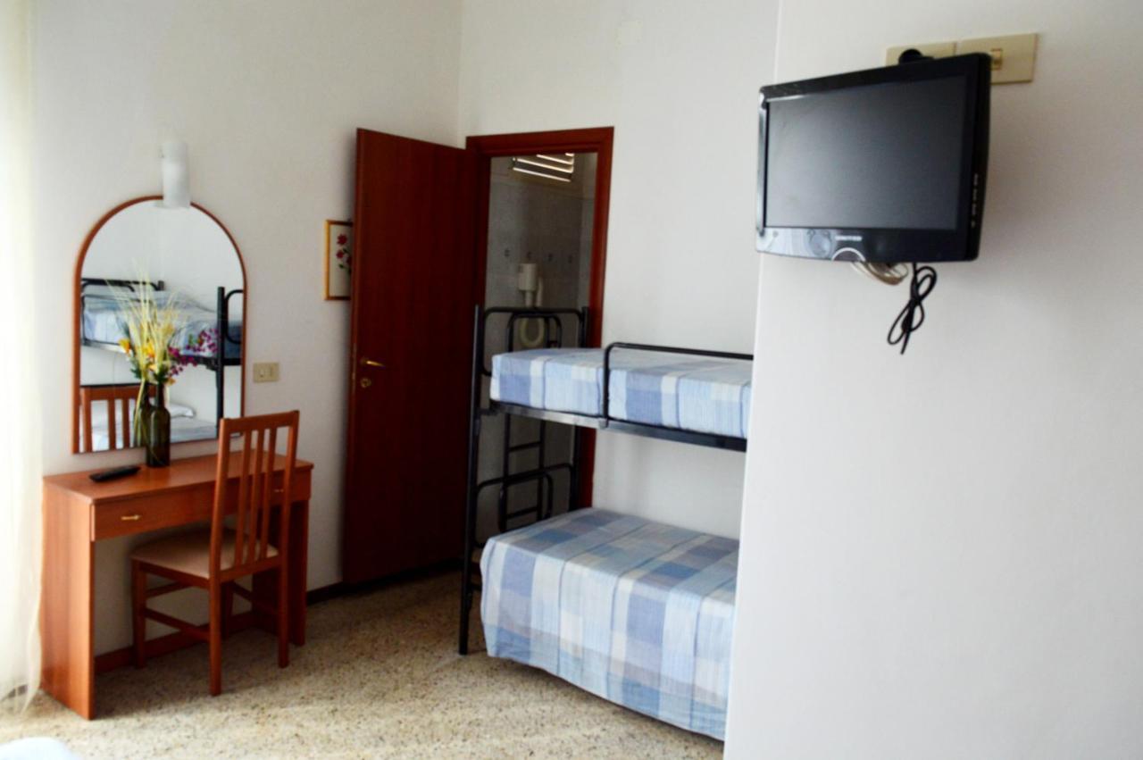 Quadruple Room,1003029879:JPEG