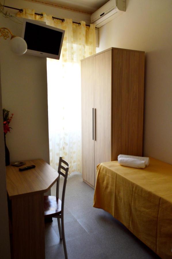 Economy Single Room,1003033536:JPEG