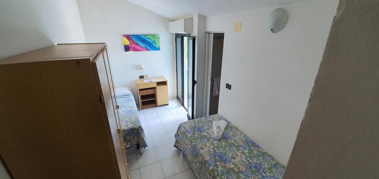 Twin Room Balcony,1006442146:JPEG