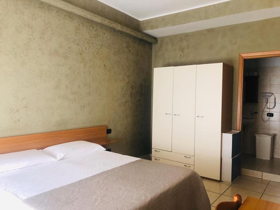 Superior Quadruple Room,1005944980:JPEG