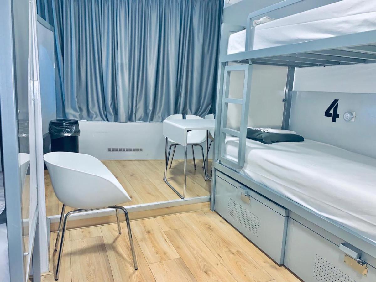 Bunk Bed Mixed Dormitory Room