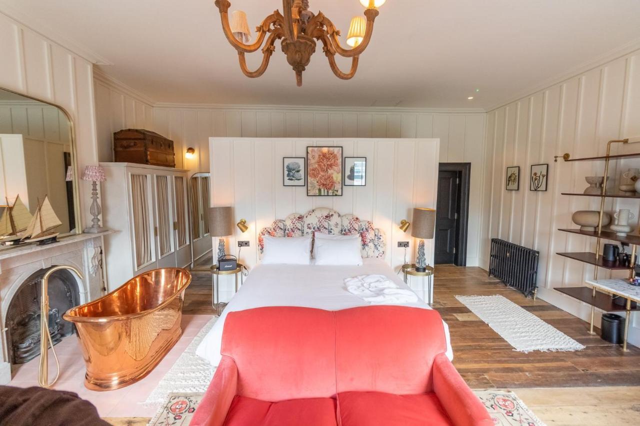 Townhouse Suite,1009599535:JPEG