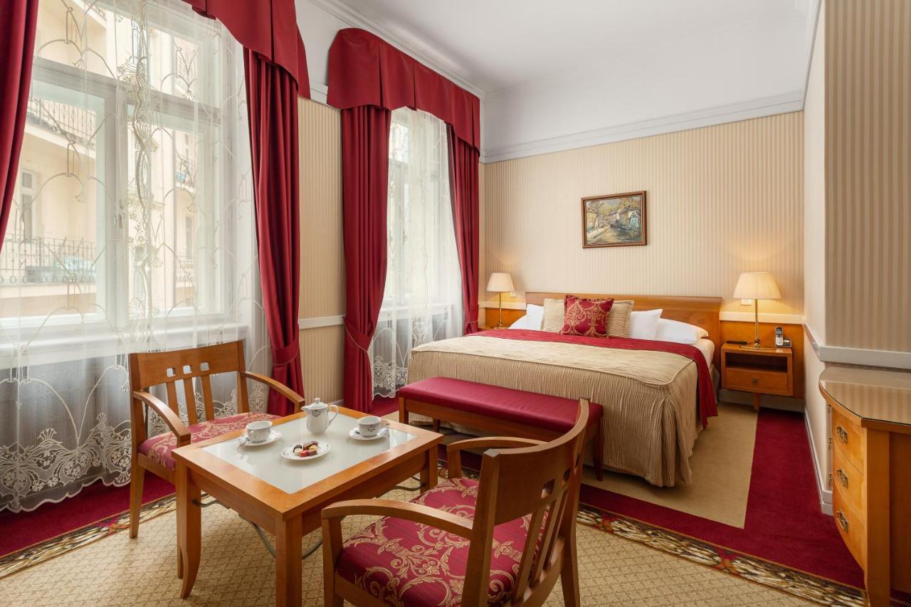Junior Suite,978855856:JPEG