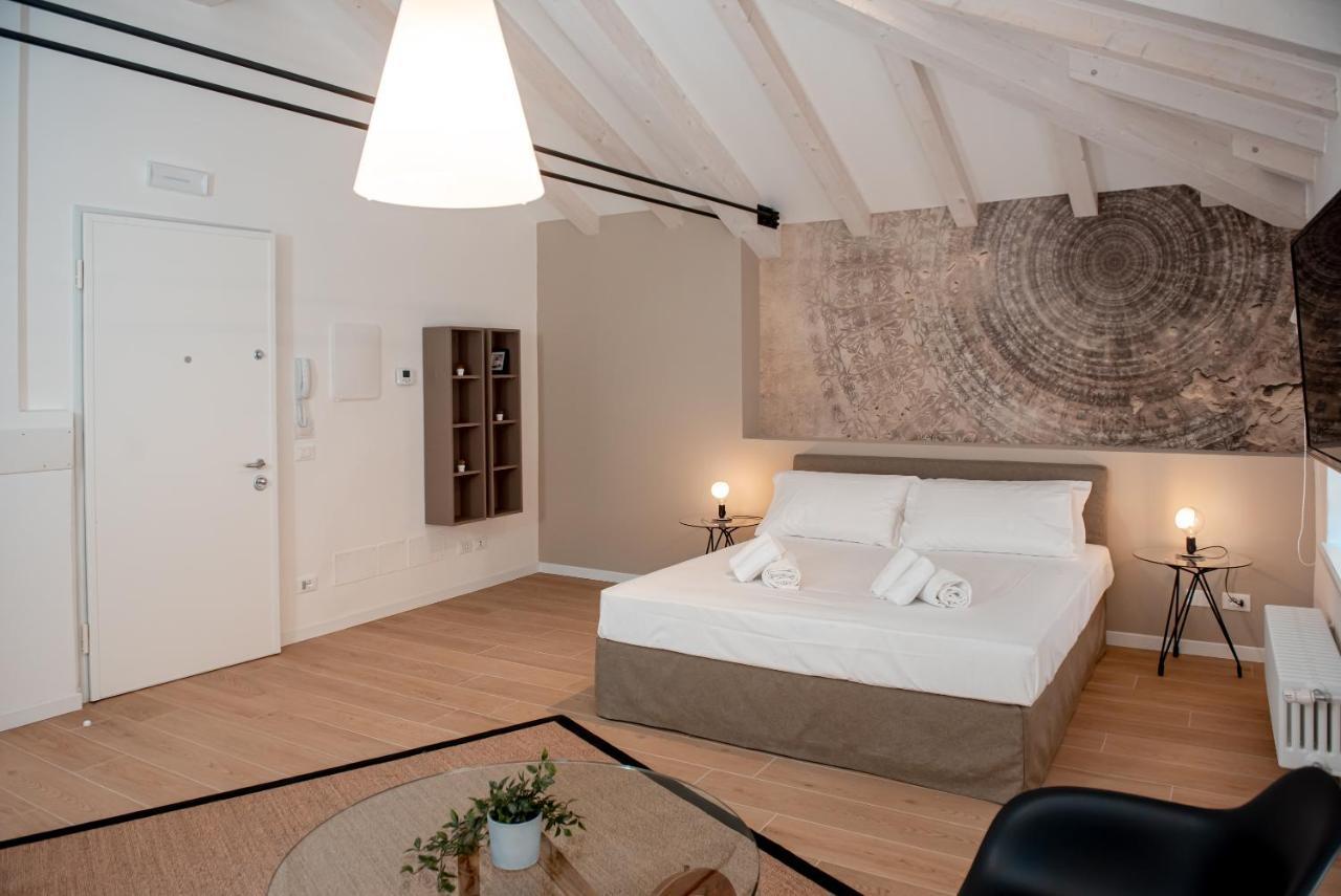 Double Room,1010381197:JPEG