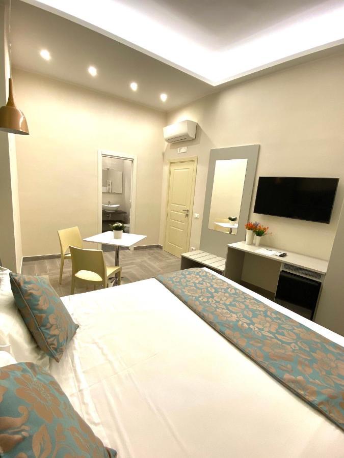King Room Spa Bath,1587552827:JPEG