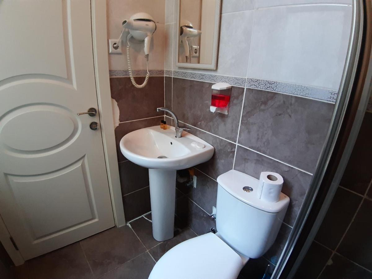 Standard Double Room,1097658063:JPEG
