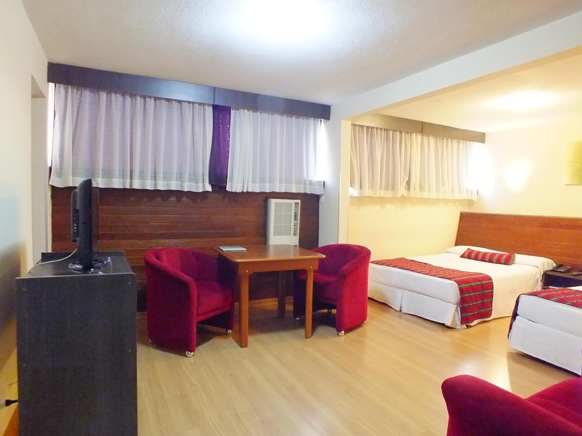 Quarto Duplo Família