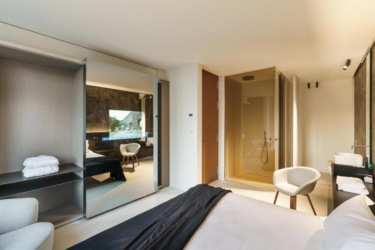 King Room Mountain View