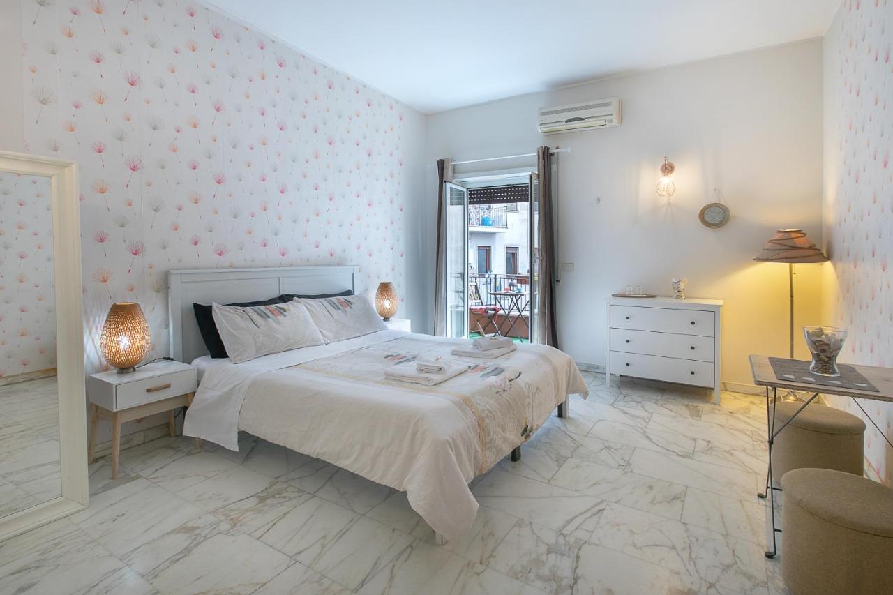Double Room Private External Bathroom