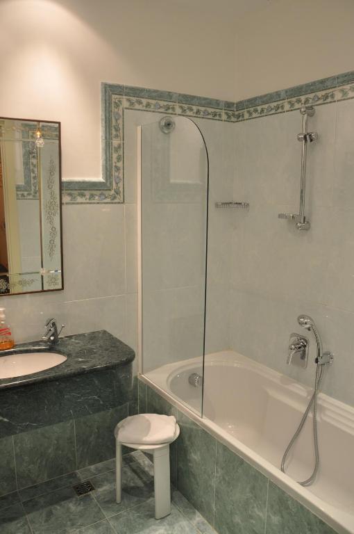 Superior Double Room,1446419731:JPEG