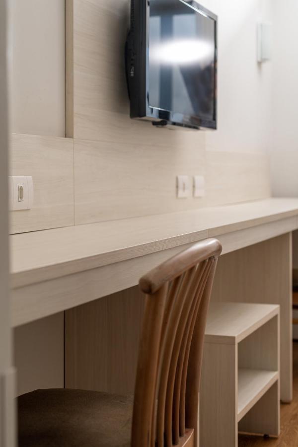 Standard Double Room,1097947389:JPEG