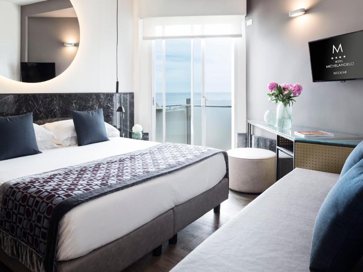 Superior Triple Room Partial Sea View