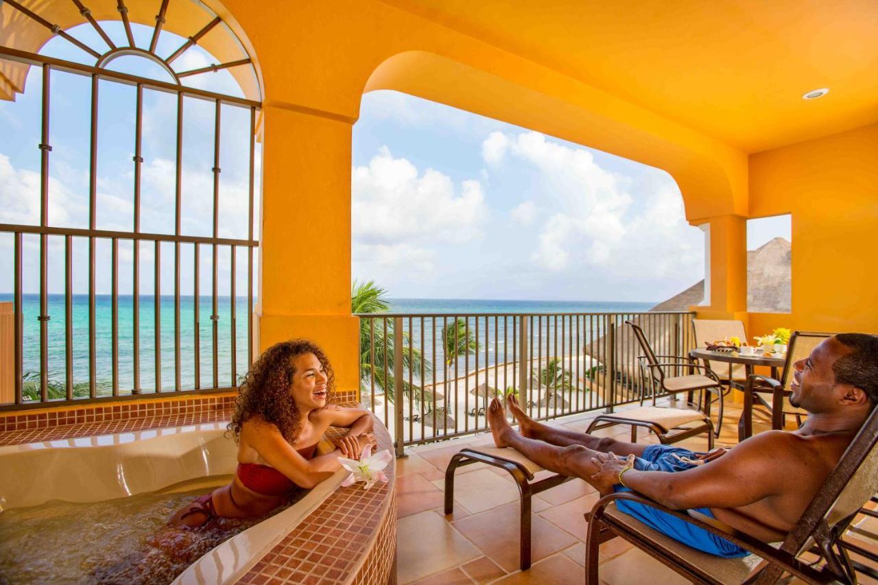 Deluxe One-Bedroom Suite Beachfront,1432376908:JPEG
