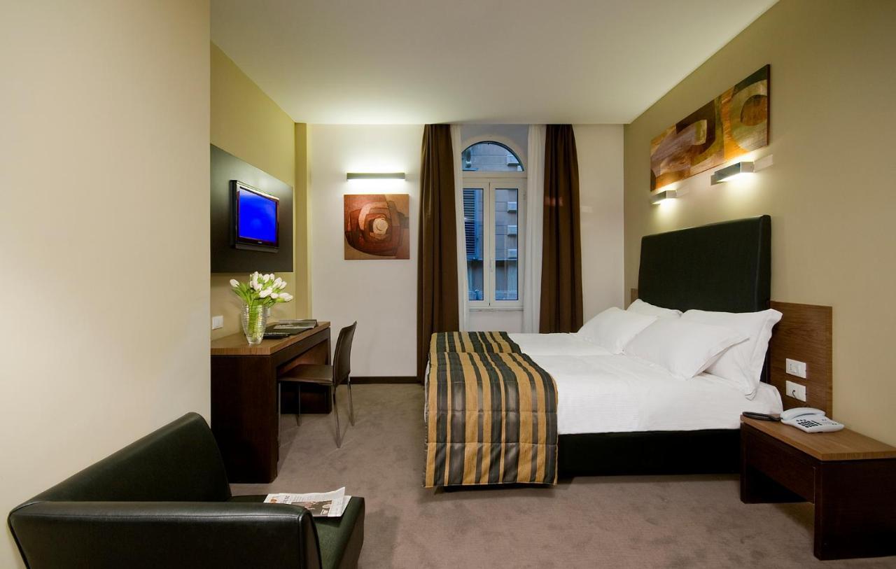 Urban Double Room,1433497108:JPEG