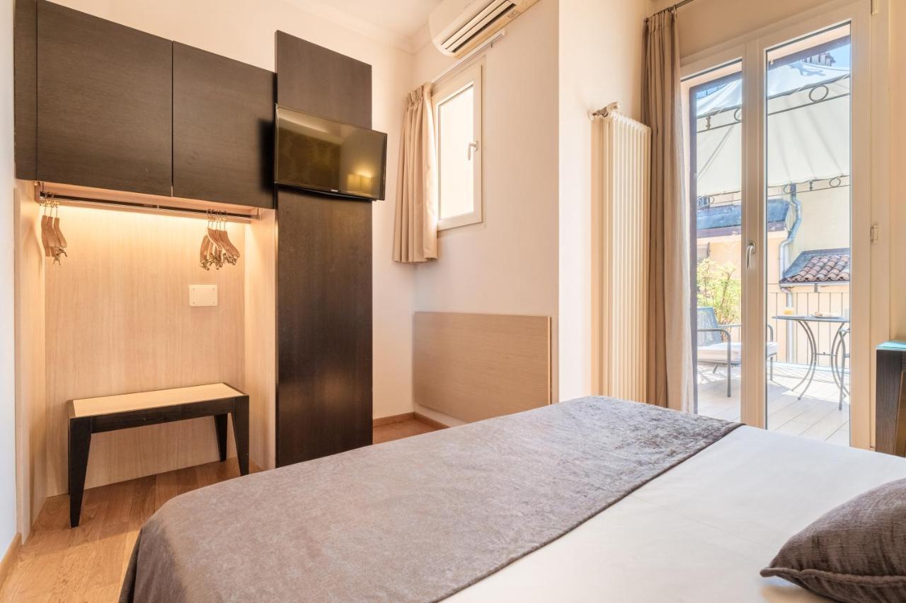 Gold Double or Twin Room