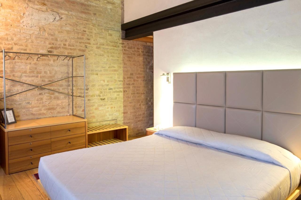 Double Room,1025284357:JPEG