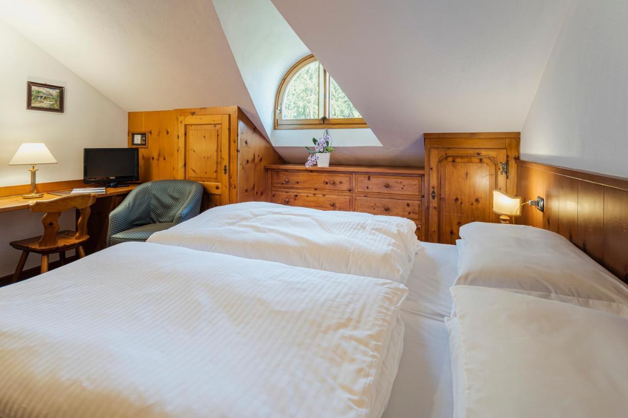 Cosy Attic Double Room,1380277697:JPEG