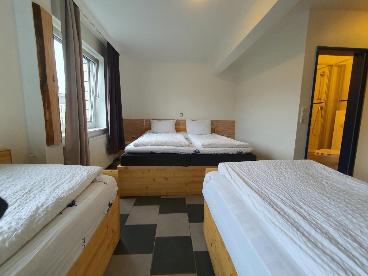 Familienzimmer mit eigenem Bad