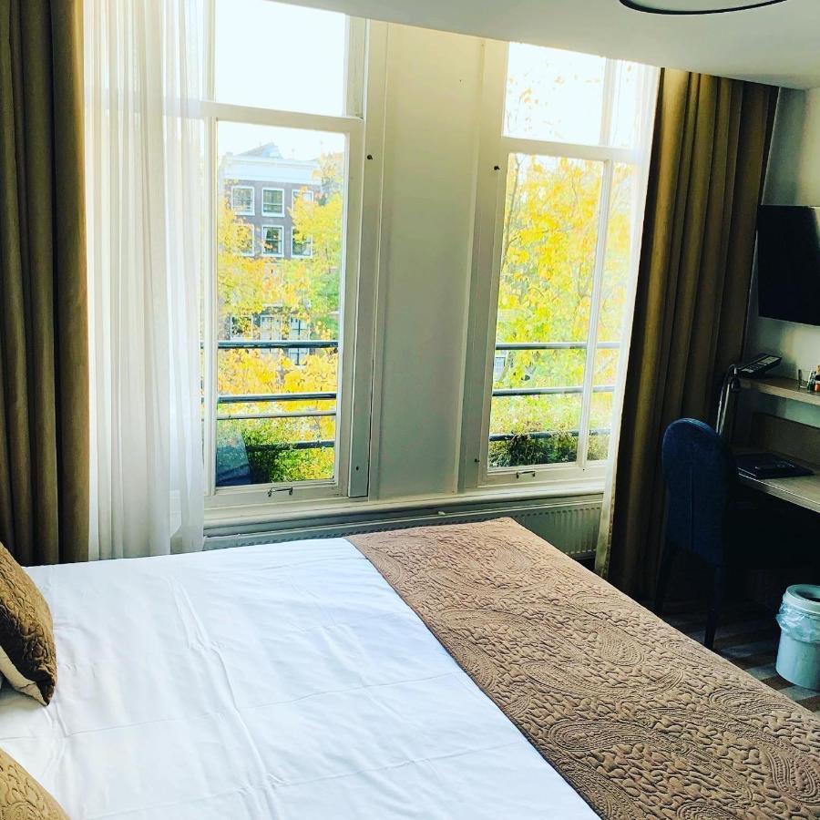 Superior Double Room Canal View