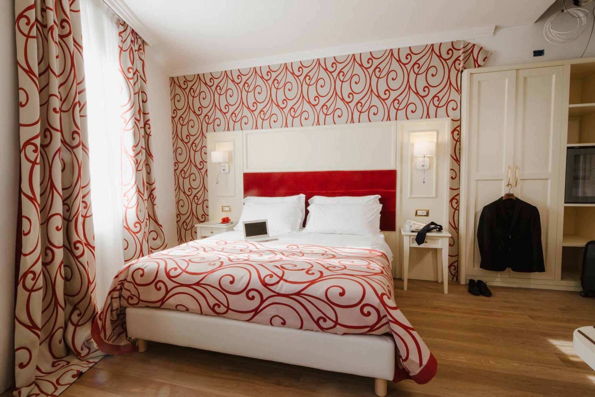 Double Room,999102456:JPEG