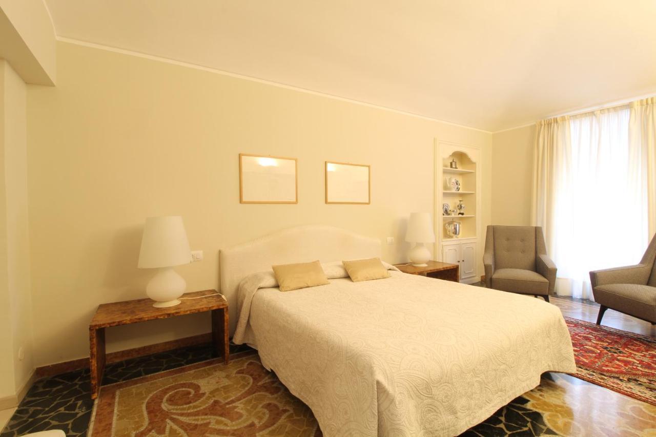 Deluxe Room,1028240089:JPEG