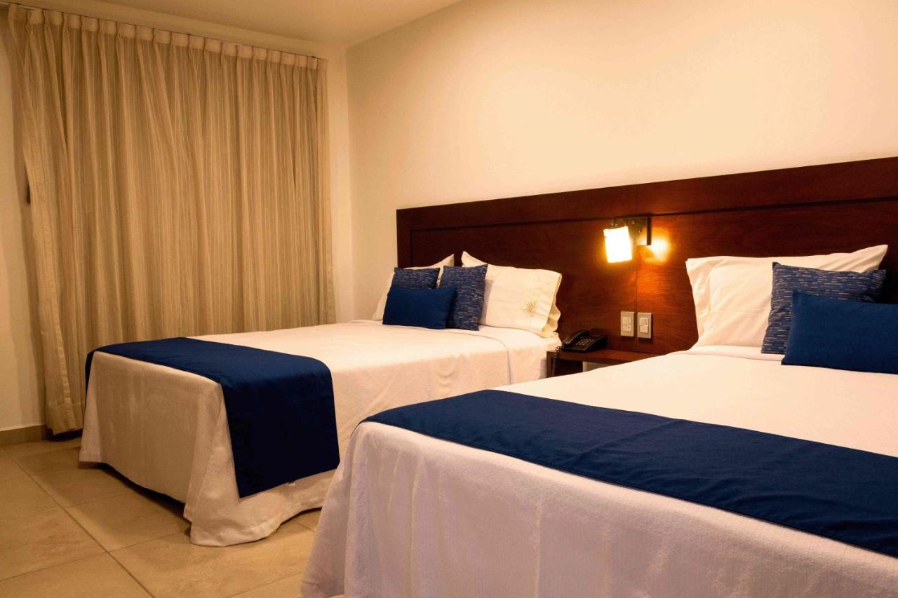 Deluxe Queen Room Two Queen Beds