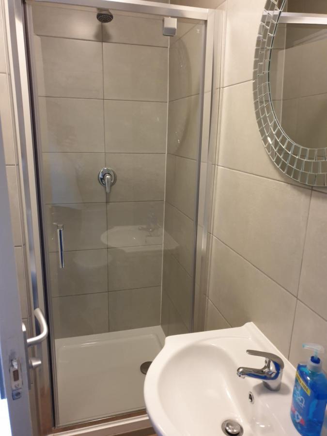 Deluxe Double Room,1698538040:JPEG