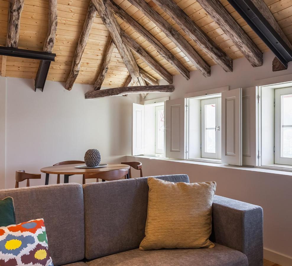 Two-Bedroom Apartment,1030652722:JPEG