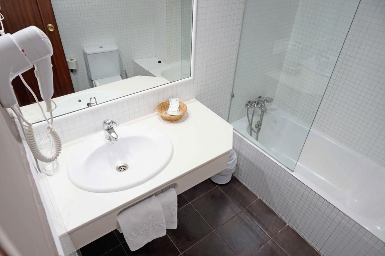 Double or Twin Room,1031131102:JPEG