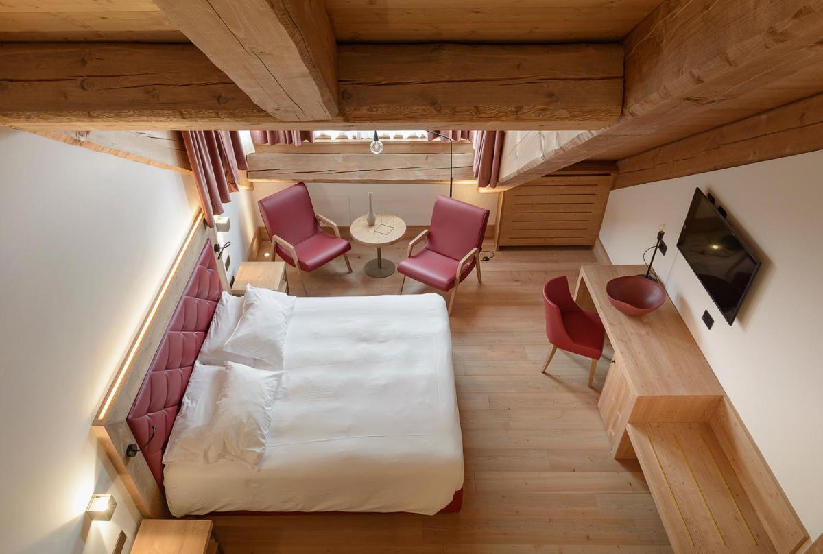Luxury Suite,1031478463:JPEG