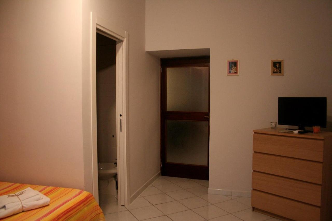 Twin Room Private Bathroom,1031818609:JPEG