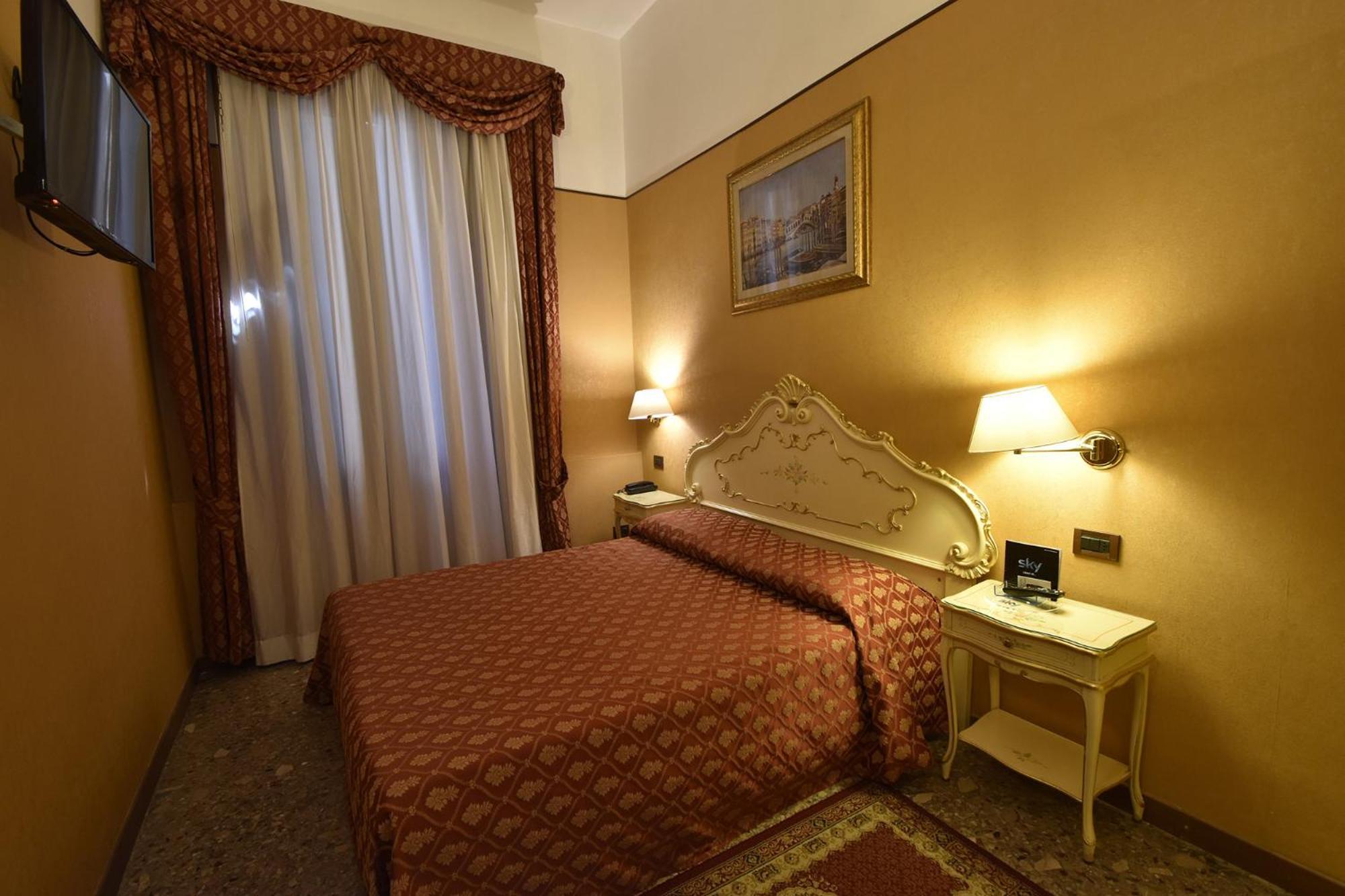 Triple Room,1209384772:JPEG