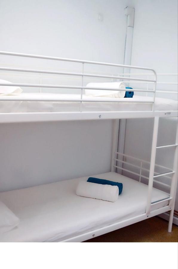 Single Bed Mixed Dormitory Room