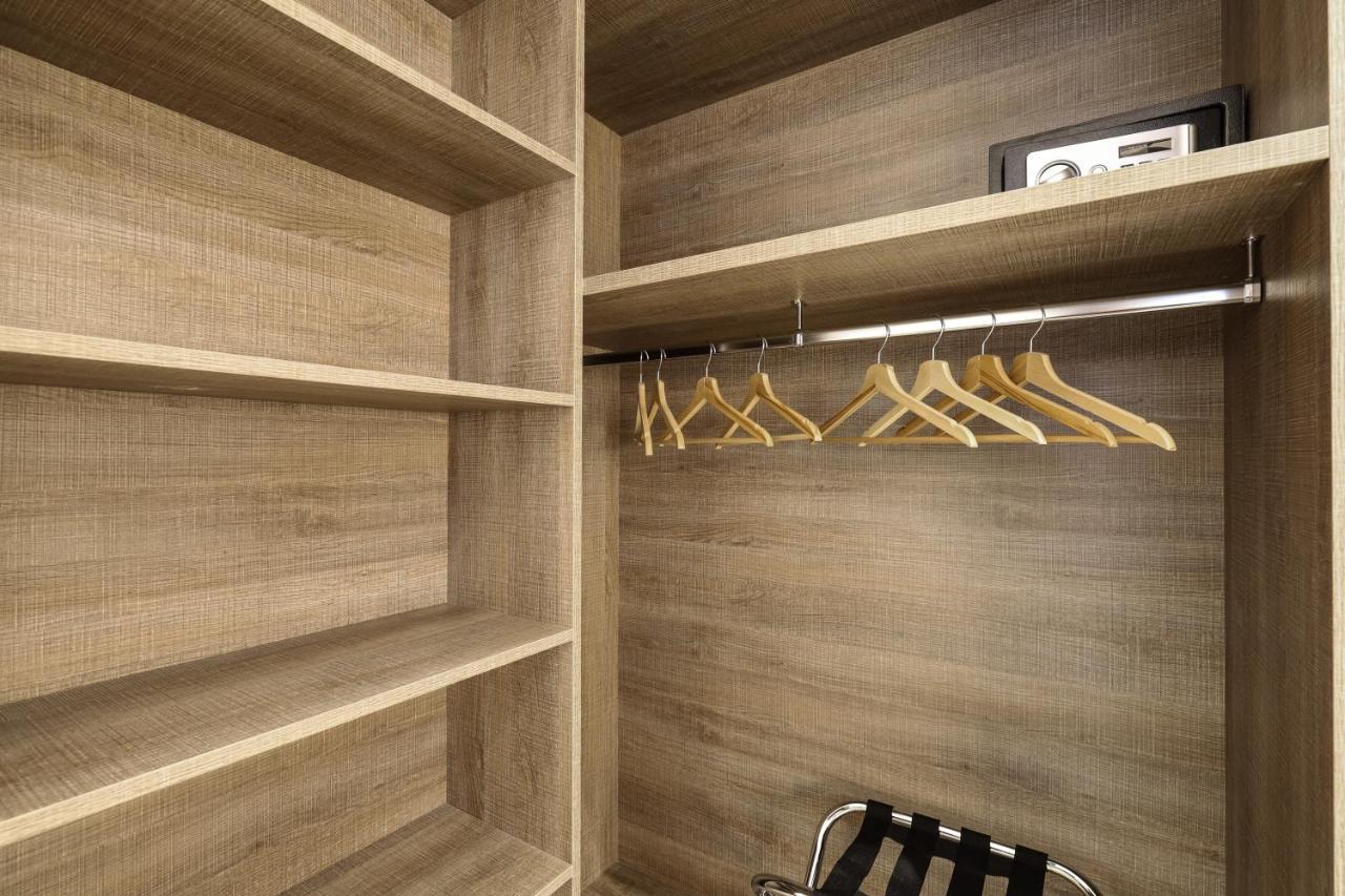 Large Double Room,1032460640:JPEG