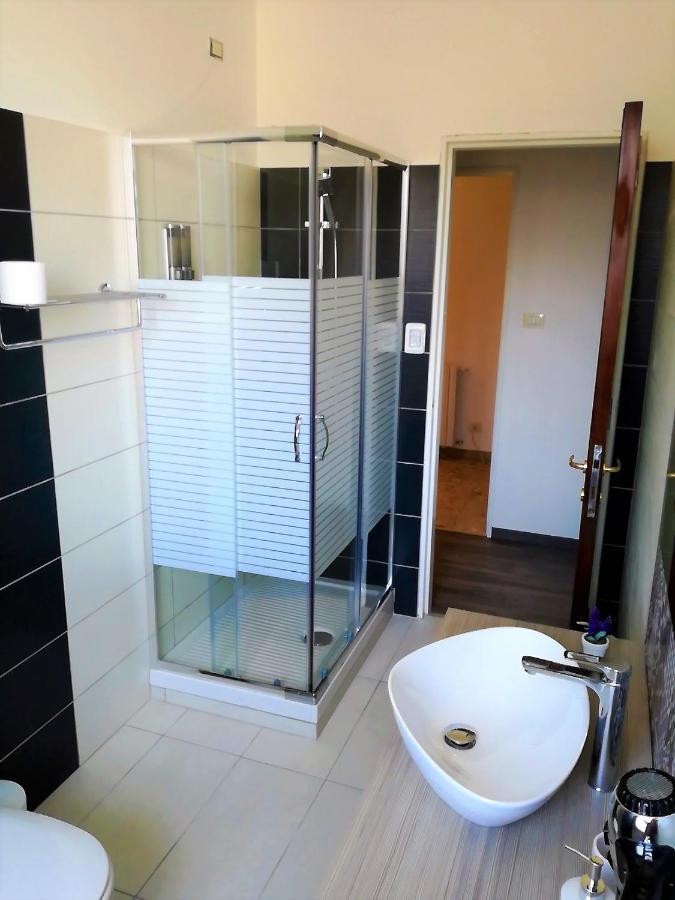 Double Room Private Bathroom