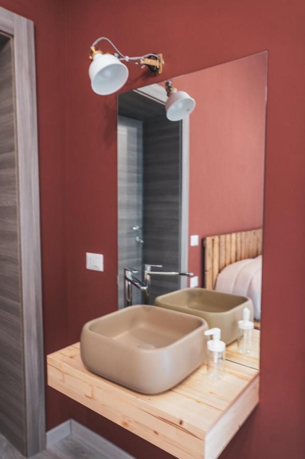 Double or Twin Room Private External Bathroom,1033570430:JPEG