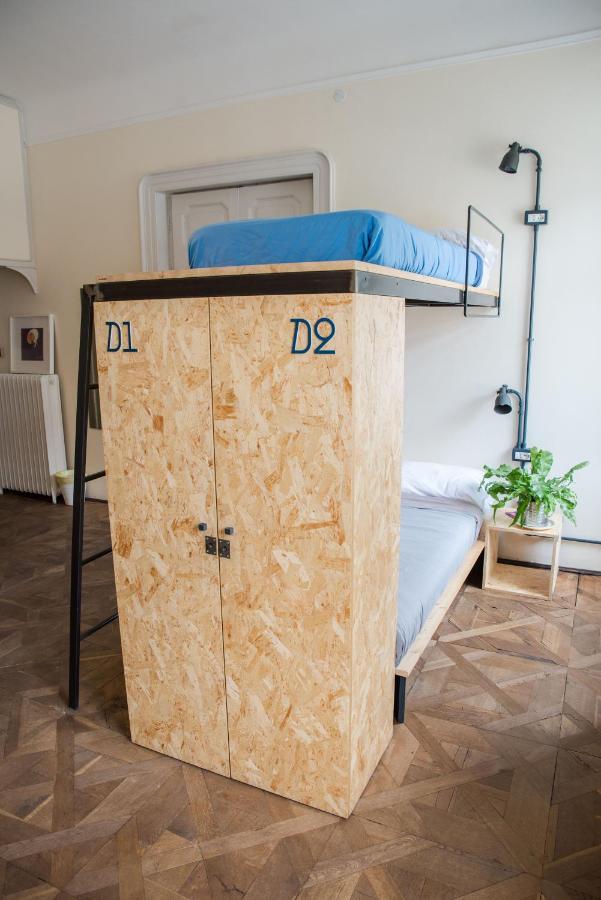 Bed 6-Bed Dormitory Room