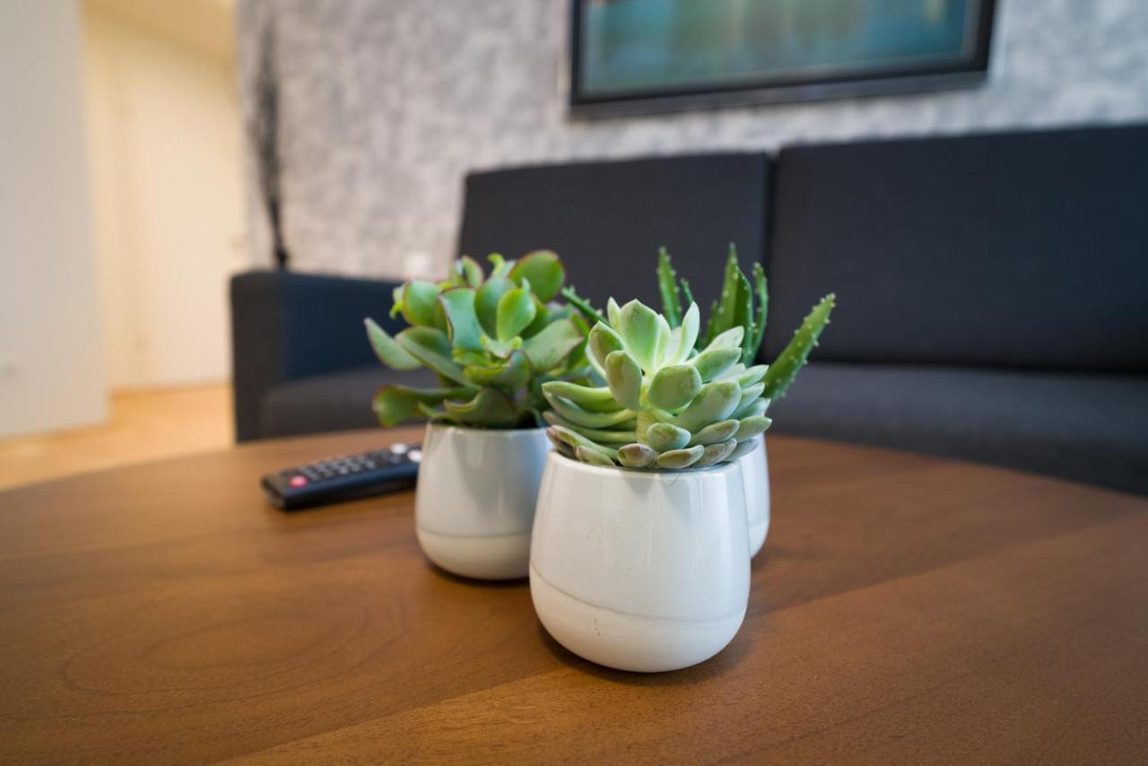 Apartamento de 2 dormitorios con balcón