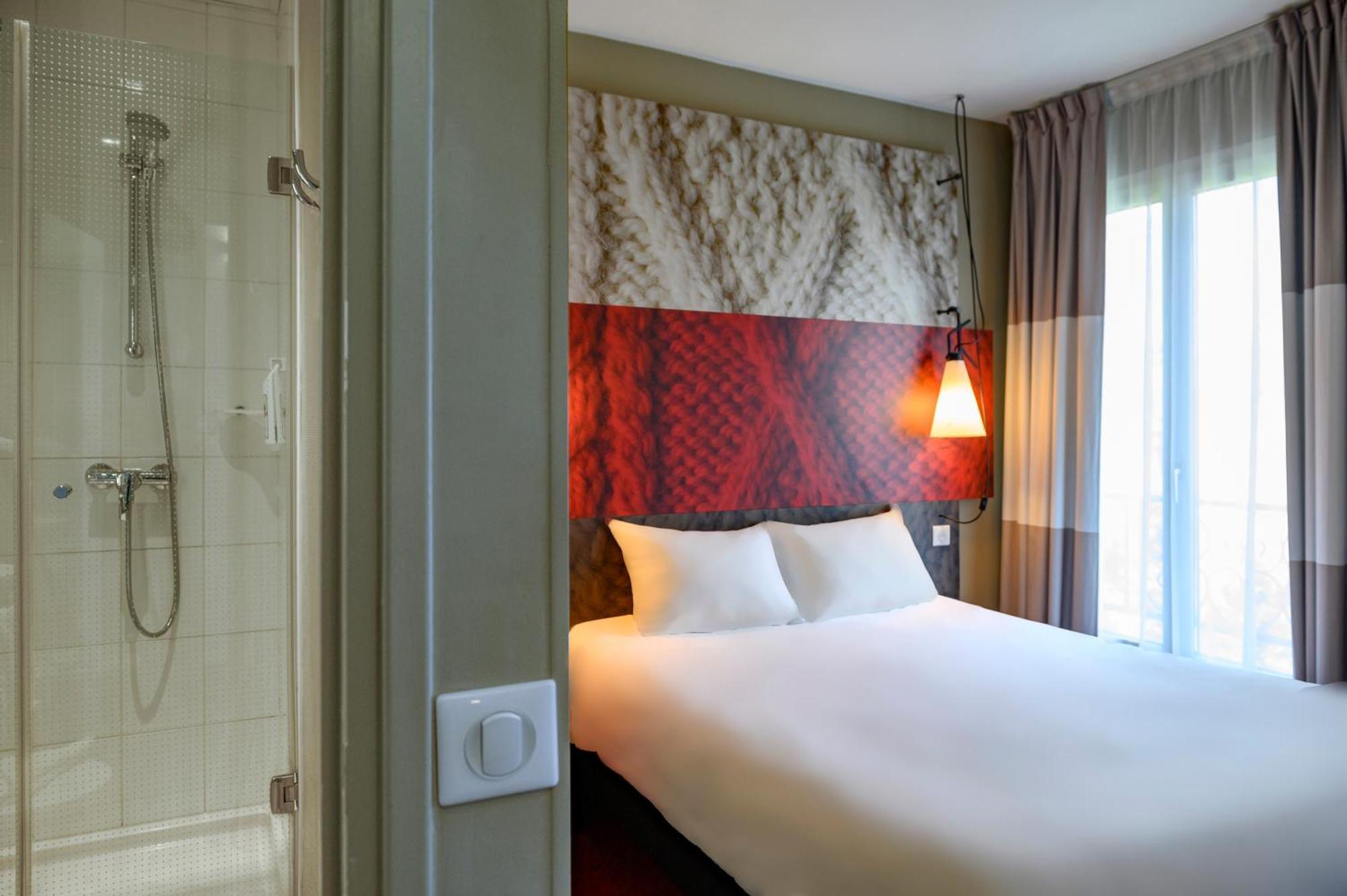 Two Side by Side Rooms,834138482:JPEG