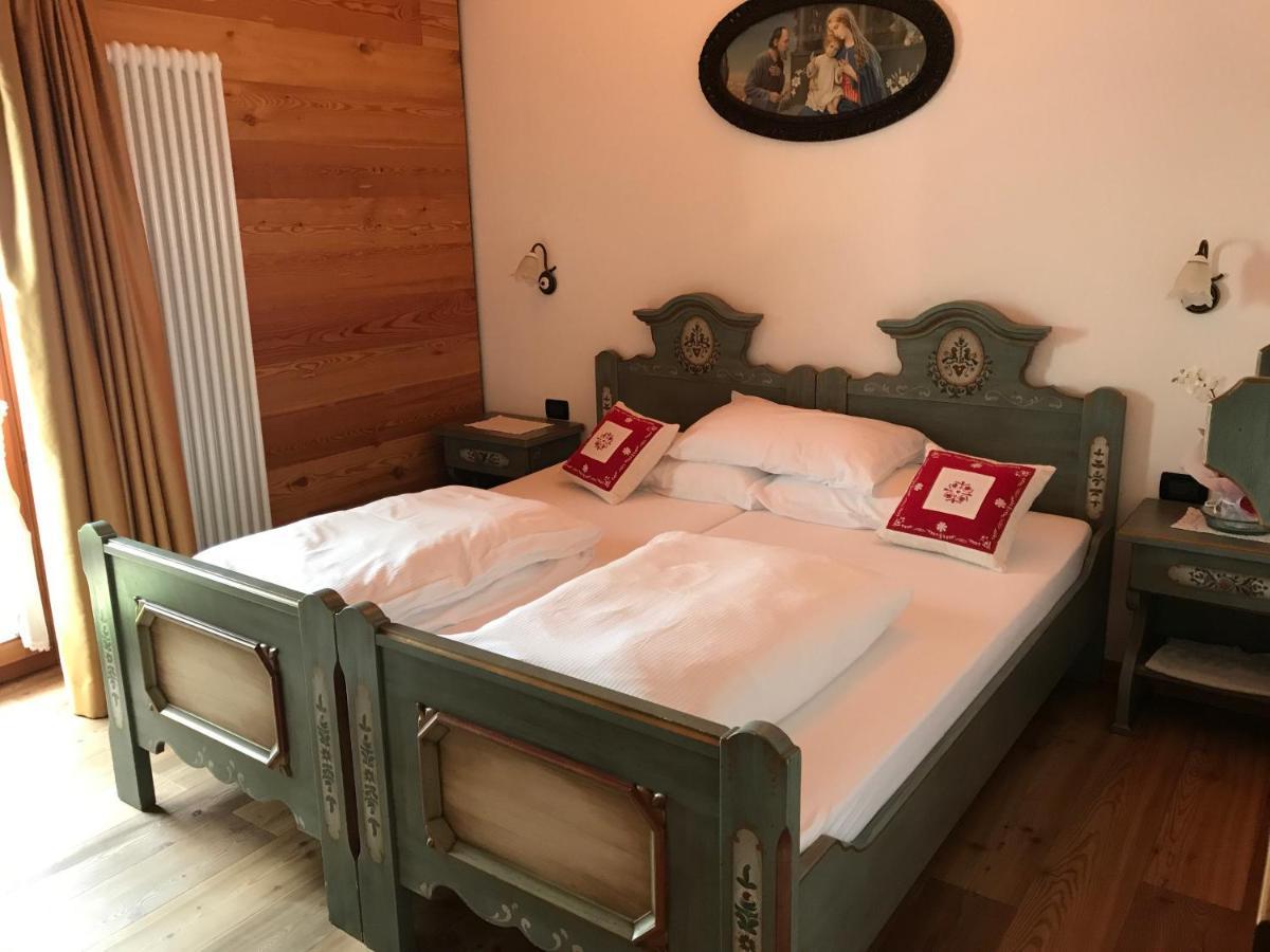 Double or Twin Room Mountain View