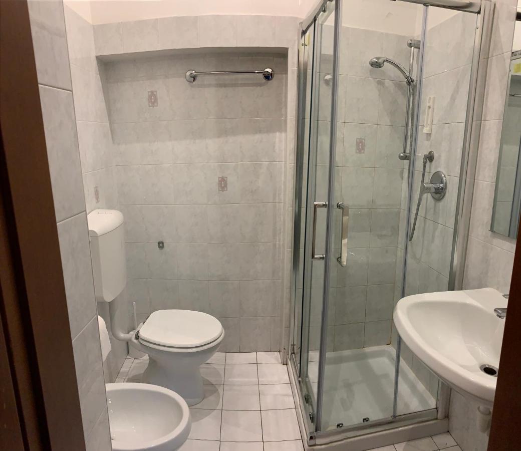 Double Room,1036929646:JPEG