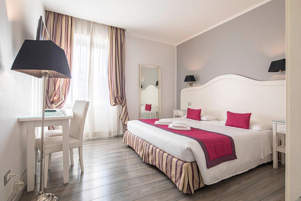 Double or Twin Room,1077610672:JPEG
