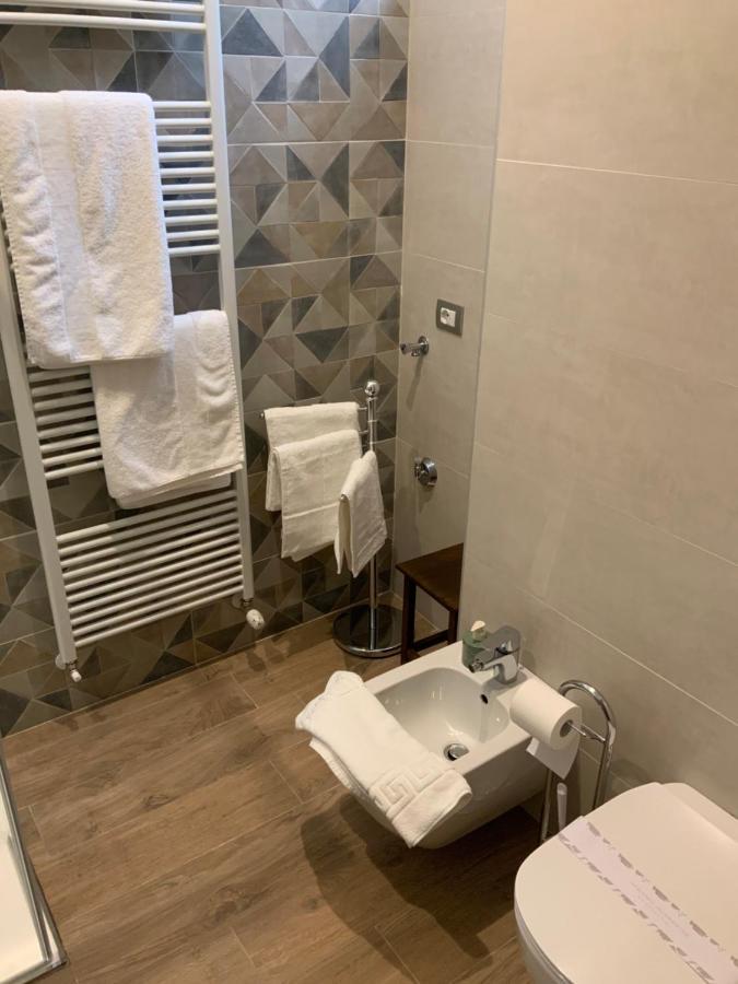 Two-Bedroom Apartment,1039791244:JPEG
