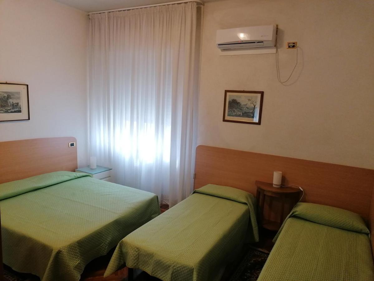 Superior Quadruple Room,1058425399:JPEG