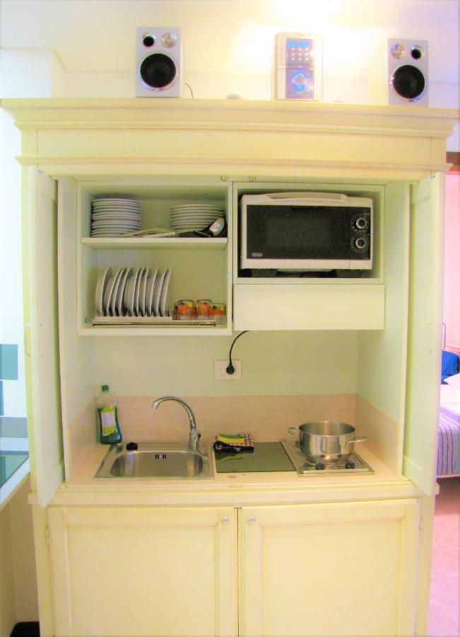 Double Room with Private Bathroom,1459818847:JPEG
