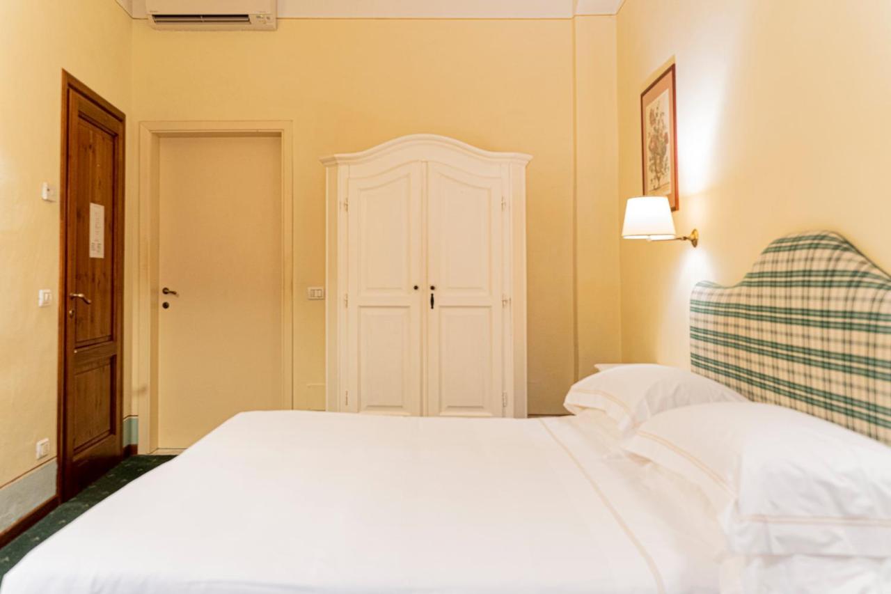 Deluxe Double Room,1054183384:JPEG